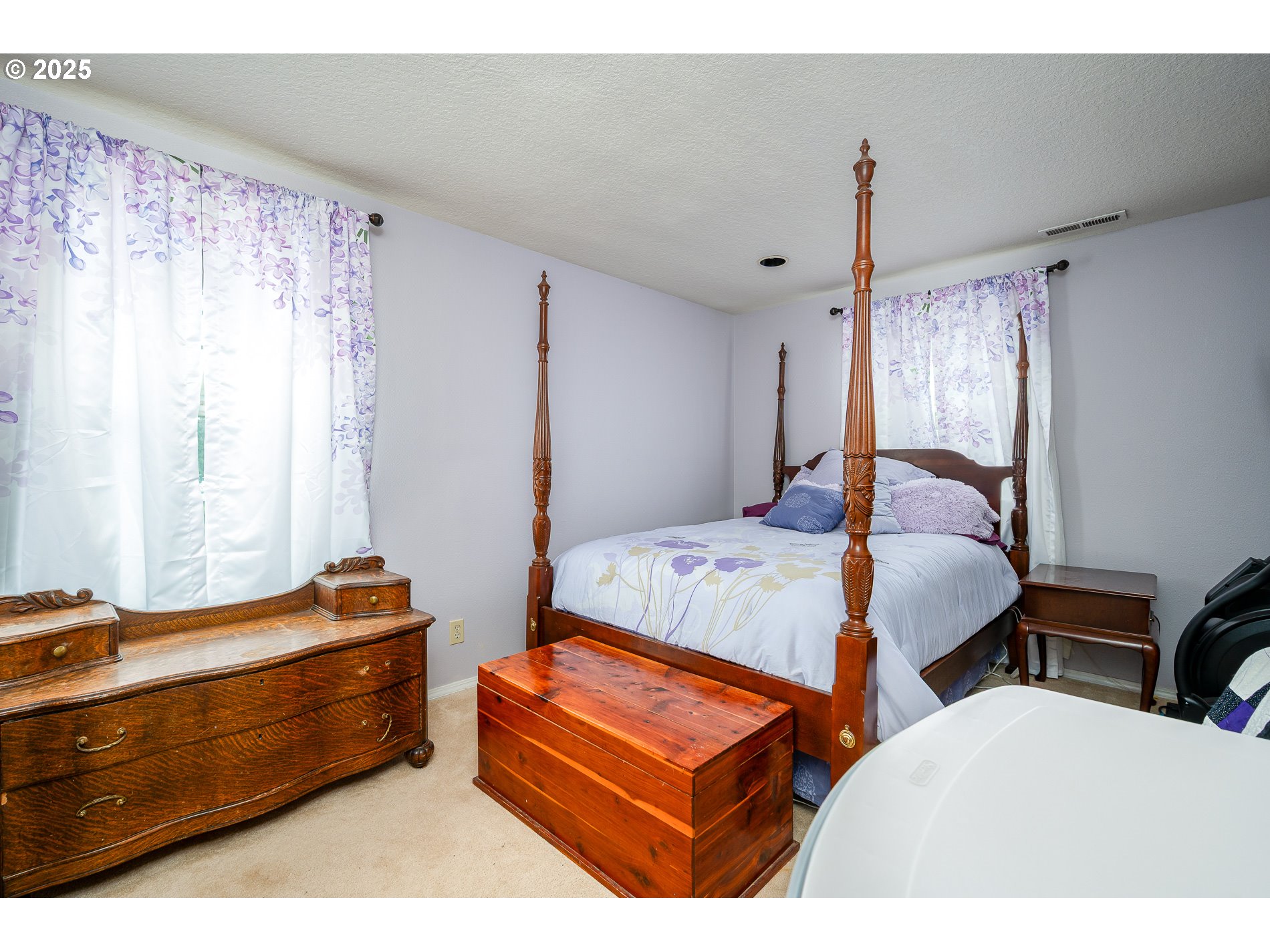 2837 Southeast 90th Place Portland, OR 97266 - Photo 24 of 40