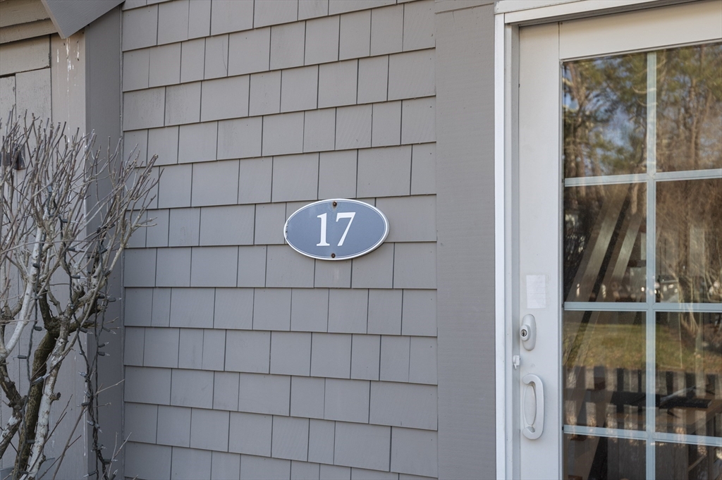 17 Brant Rock Road, Unit 17 Mashpee, MA 02649 - Photo 4 of 37 Gallery Image 4