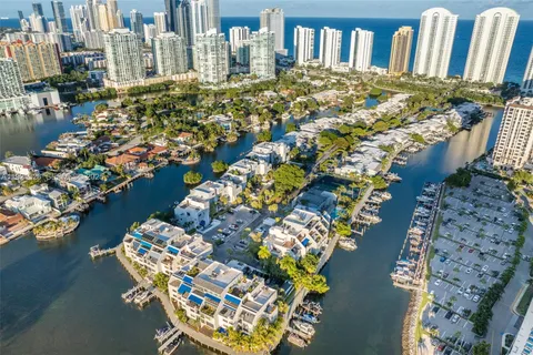 $1,200,000 | 429 Poinciana Island Drive, Unit 1415, Sunny Isles Beach, FL 33160