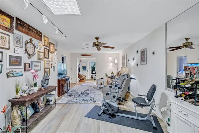 $249,900 | 2231 Lark Circle East, Unit F, Palm Harbor, FL 34684