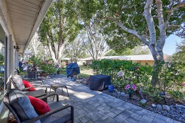 $249,900 | 2231 Lark Circle East, Unit F, Palm Harbor, FL 34684