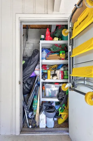 $249,900 | 2231 Lark Circle East, Unit F, Palm Harbor, FL 34684