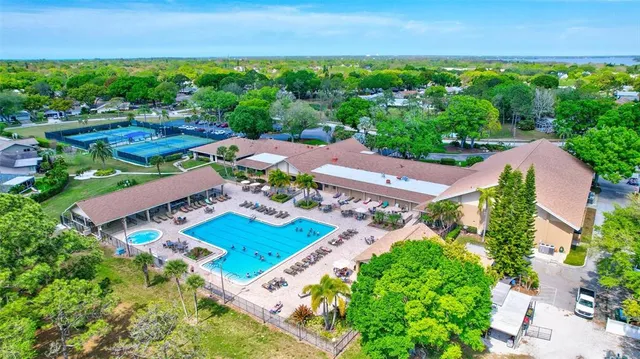 $249,900 | 2231 Lark Circle East, Unit F, Palm Harbor, FL 34684