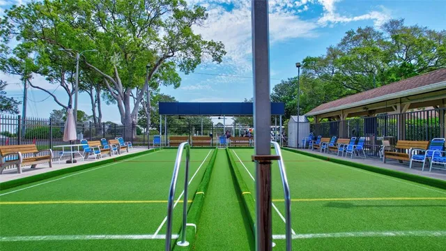 $249,900 | 2231 Lark Circle East, Unit F, Palm Harbor, FL 34684