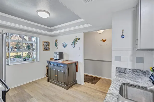 $249,900 | 2231 Lark Circle East, Unit F, Palm Harbor, FL 34684