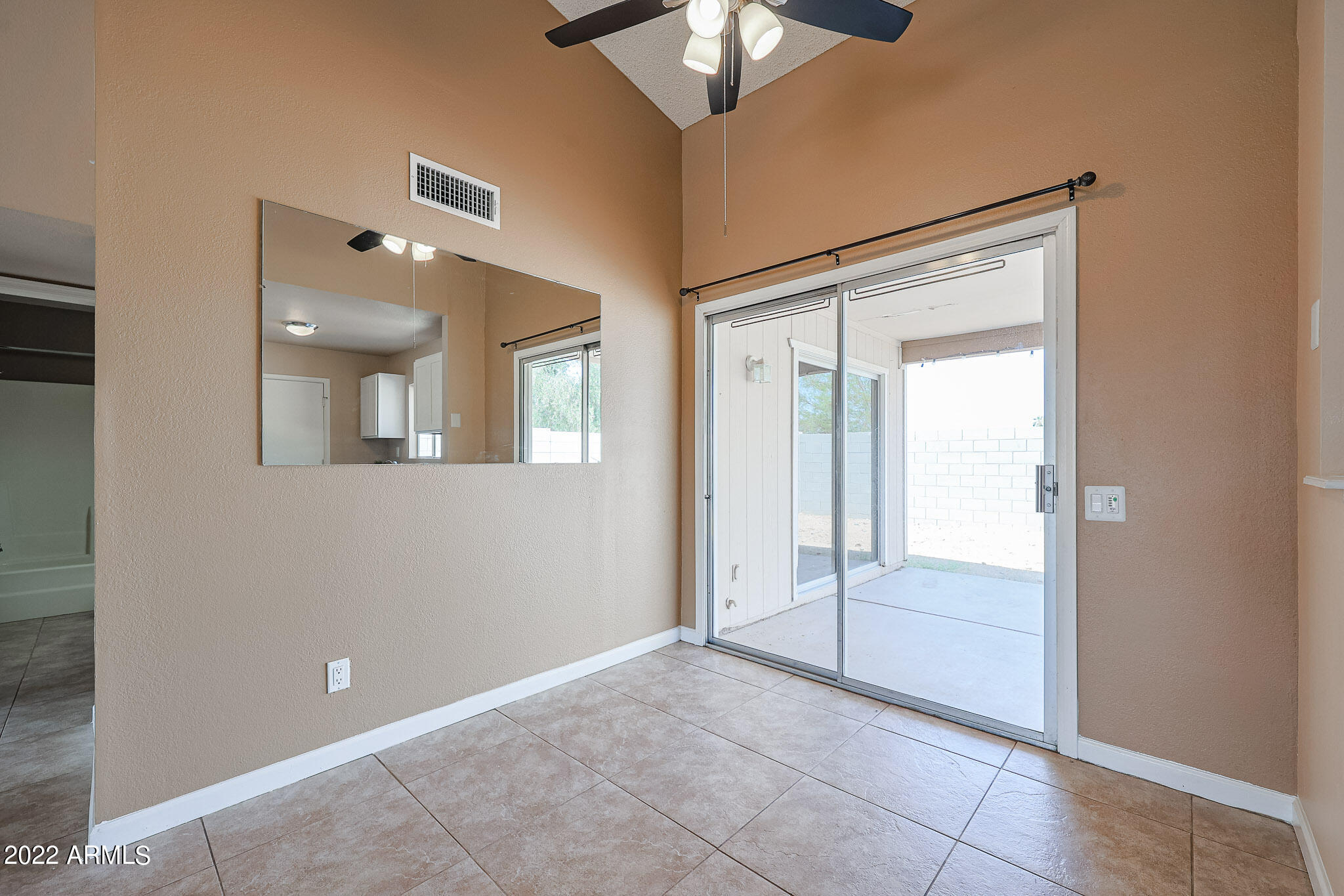 4360 East Carson Road Phoenix, AZ 85042 - Photo 6 of 16 Glass Patio Doors