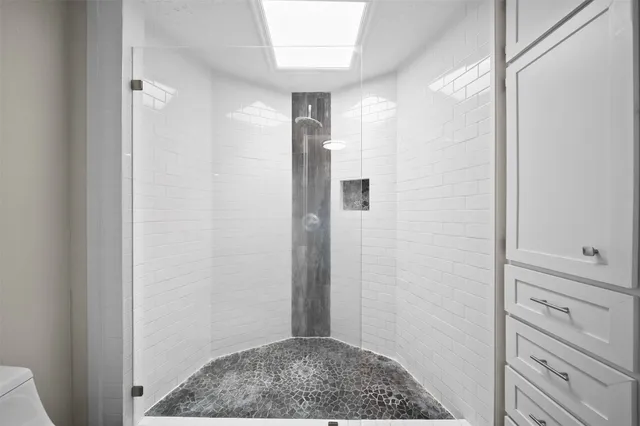 a view of room with walk in closet