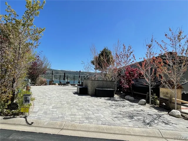 a view of outdoor space yard and patio
