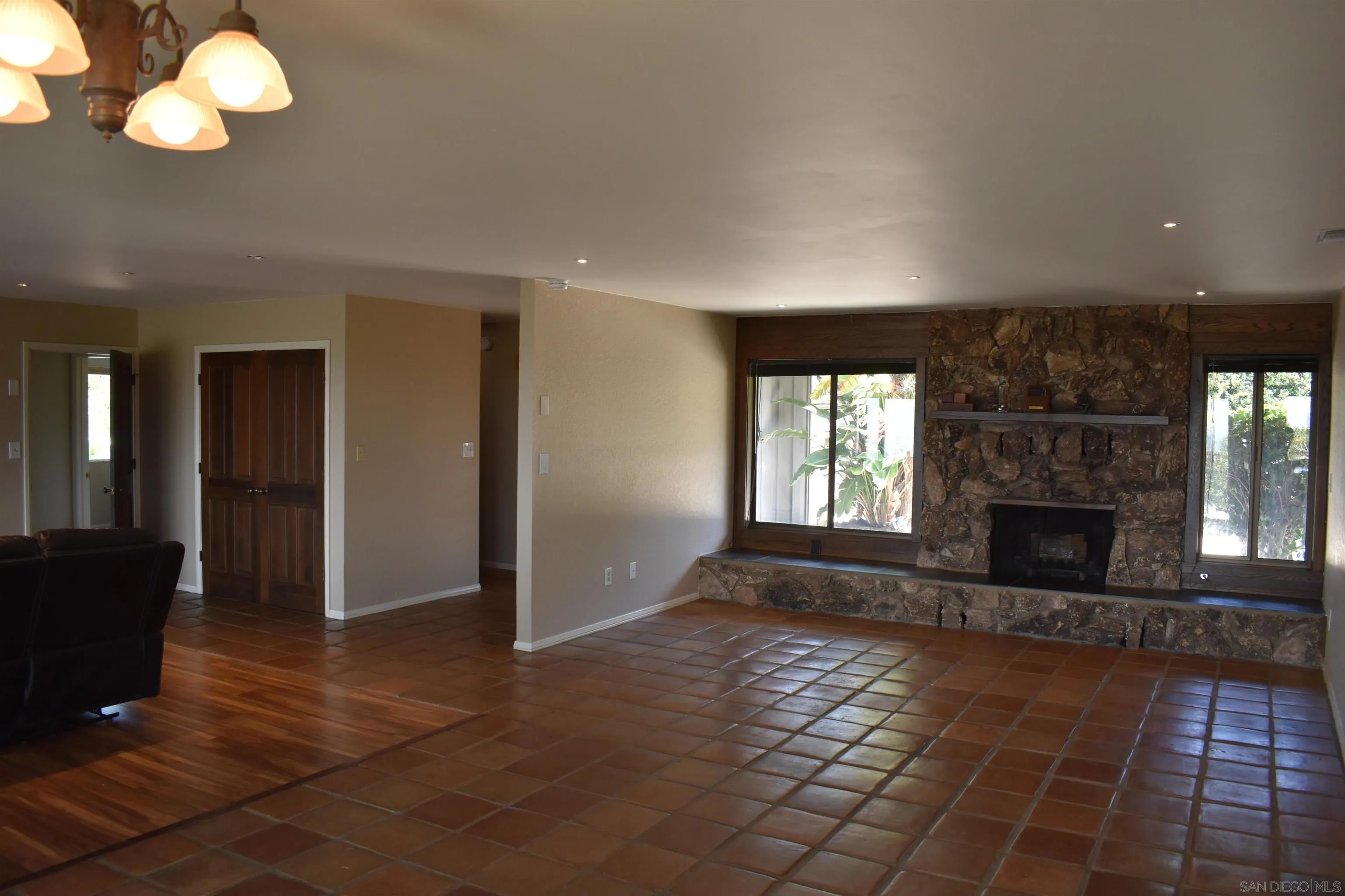 1549 Sleeping Indian Road Fallbrook, CA 92028 - Photo 6 of 22