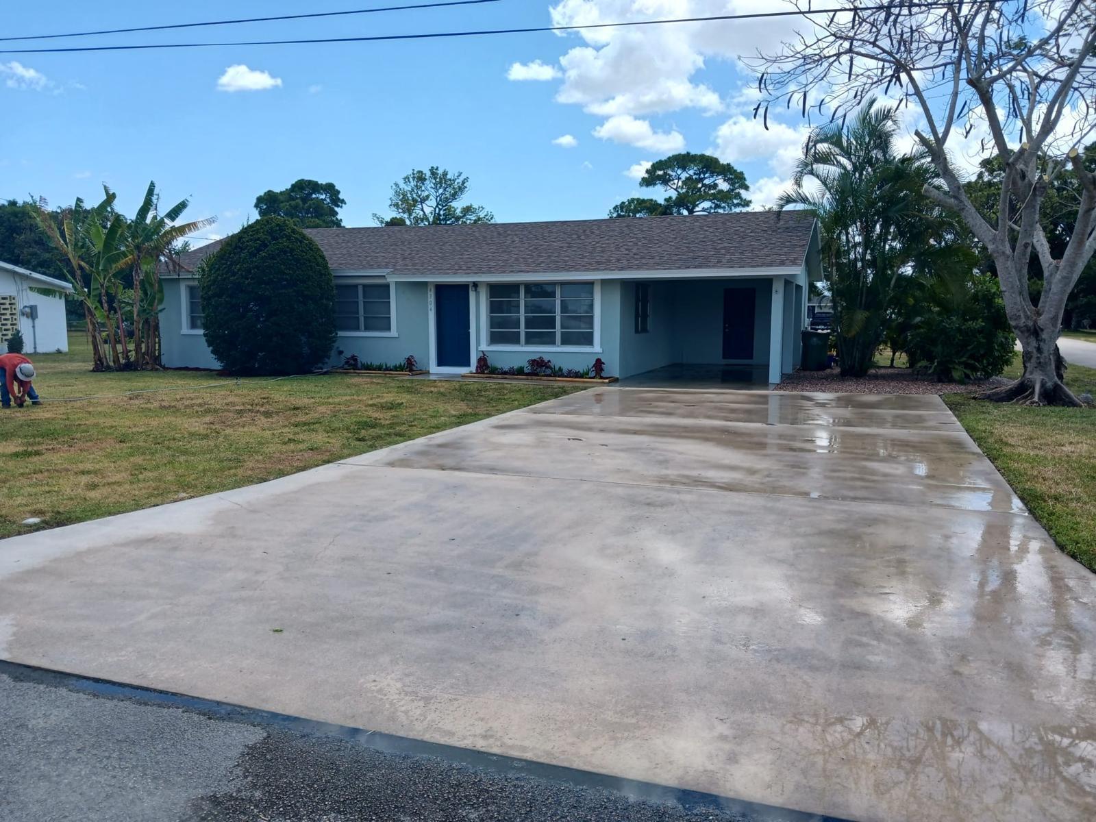 4304 Diamond Road Palm Springs, FL 33461 - Photo 2 of 11 WhatsApp Image 2024-05-24 at 12.29.21_40