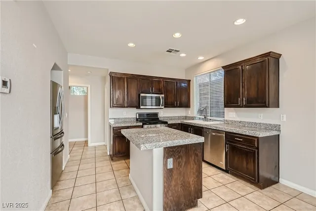 $2,075 | 7677 Alexander Hills Street, Las Vegas, NV 89139