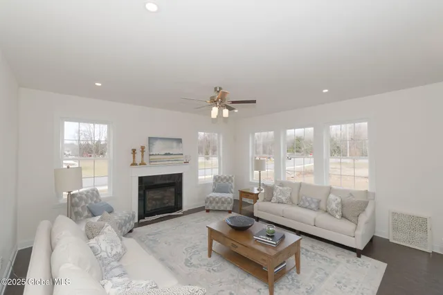 $674,980 | 2 Balsam Court, Ballston, NY 12019