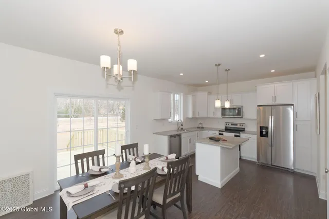 $674,980 | 2 Balsam Court, Ballston, NY 12019