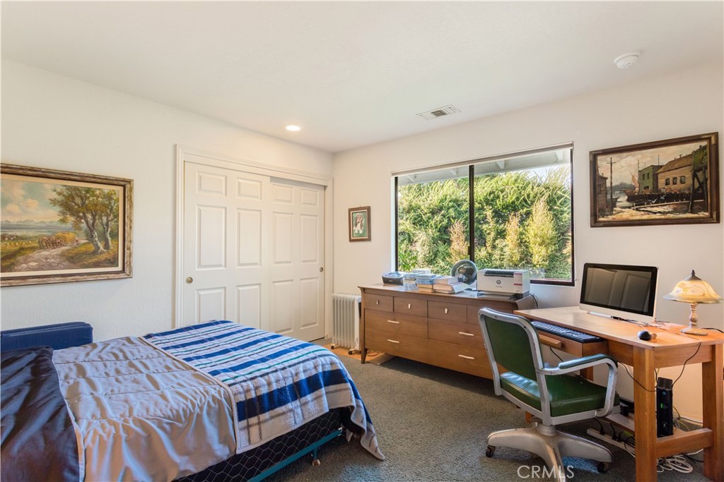 711 Tumble Creek Lane Fallbrook, CA 92028 - Photo 25 of 66 Bedroom 2.