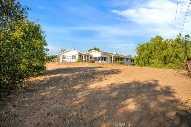 $876,500 | 711 Tumble Creek Lane, Fallbrook, CA 92028