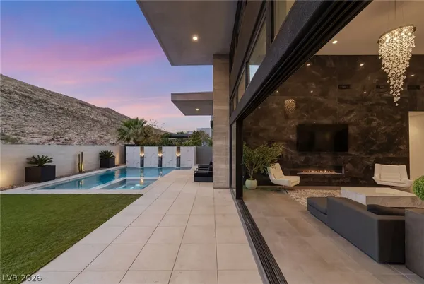 $3,200,000 | 5201 Peak Climb Drive, Las Vegas, NV 89135