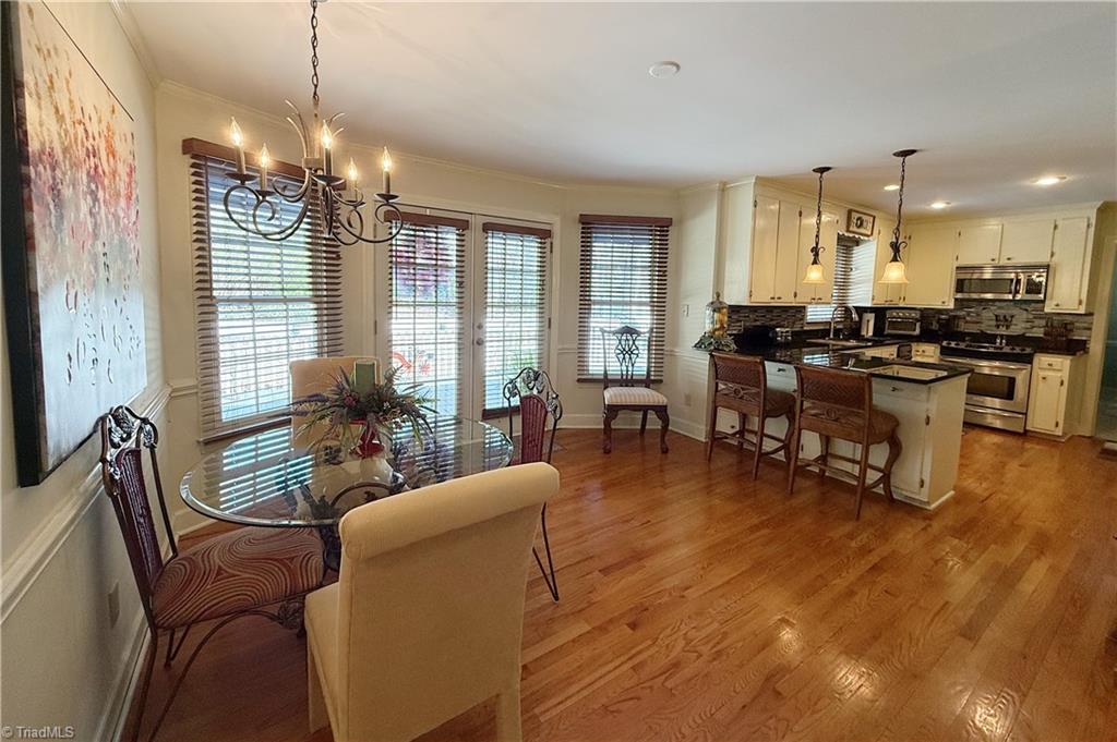 305 Old Farms Road Wilkesboro, NC 28697 - Photo 14 of 42