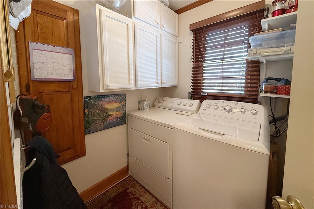 305 Old Farms Road Wilkesboro, NC 28697 - Photo 20 of 42