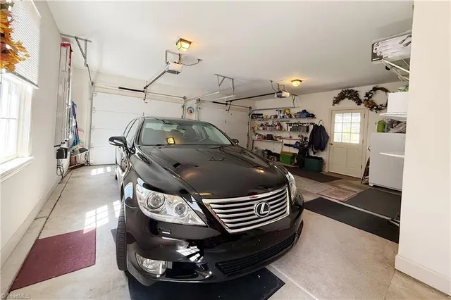 $829,000 | 305 Old Farms Road, Wilkesboro, NC 28697