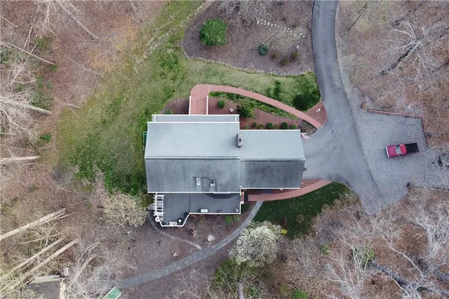 $829,000 | 305 Old Farms Road, Wilkesboro, NC 28697