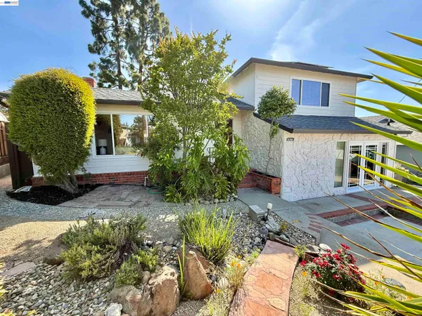 $1,098,000 | 330 Scott Street, Livermore, CA 94551