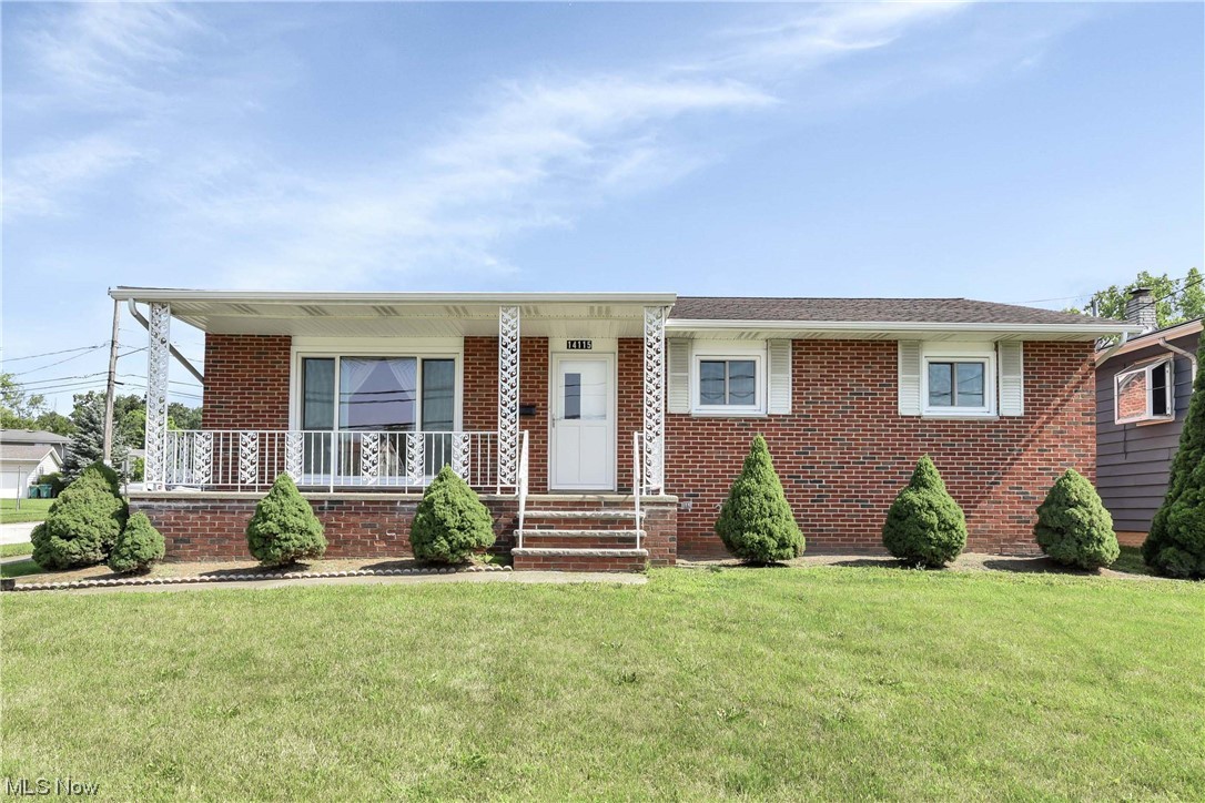14115 Turney Road Maple Heights, OH 44137 - Photo 2 of 25 Gallery Image 2