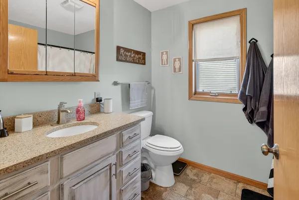 $314,900 | 2712 North 13th Street, Clinton, IA 52732