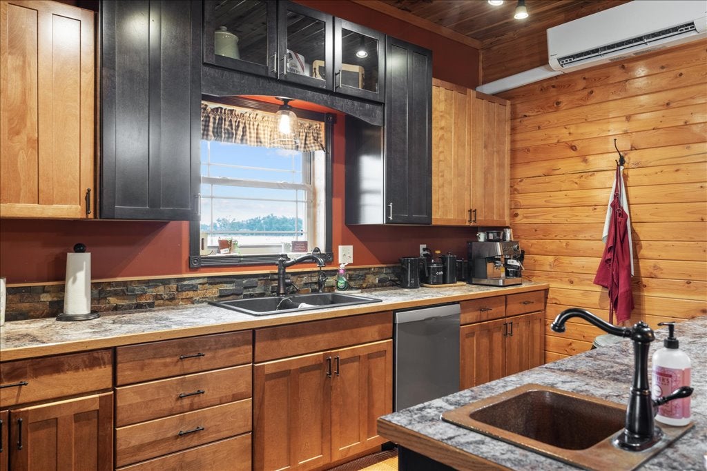 498 Corporation Road Hardin, MT 59034 - Photo 4 of 35 Gallery Image 4