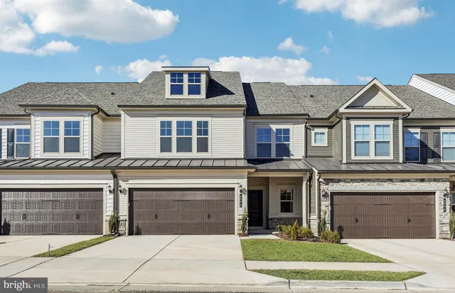 $768,117 | 6098 Azurite Way, Haymarket, VA 20169