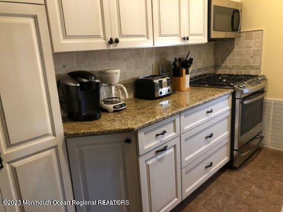 310 Maryland Avenue, Unit 20B Point Pleasant Beach, NJ 08742 - Photo 5 of 10 310m5