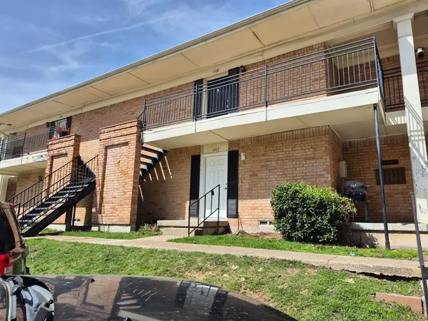 $99,000 | 5057 Ridglea Lane, Unit 1107, Fort Worth, TX 76116