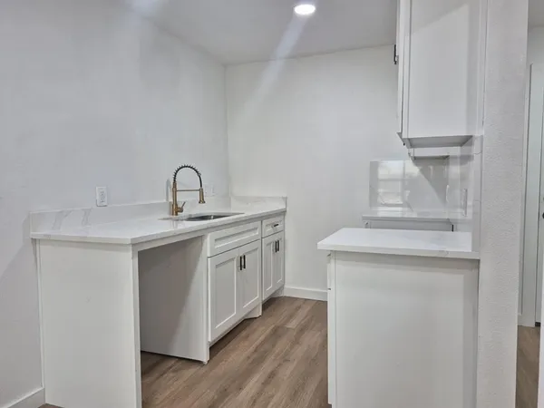 $99,000 | 5057 Ridglea Lane, Unit 1107, Fort Worth, TX 76116