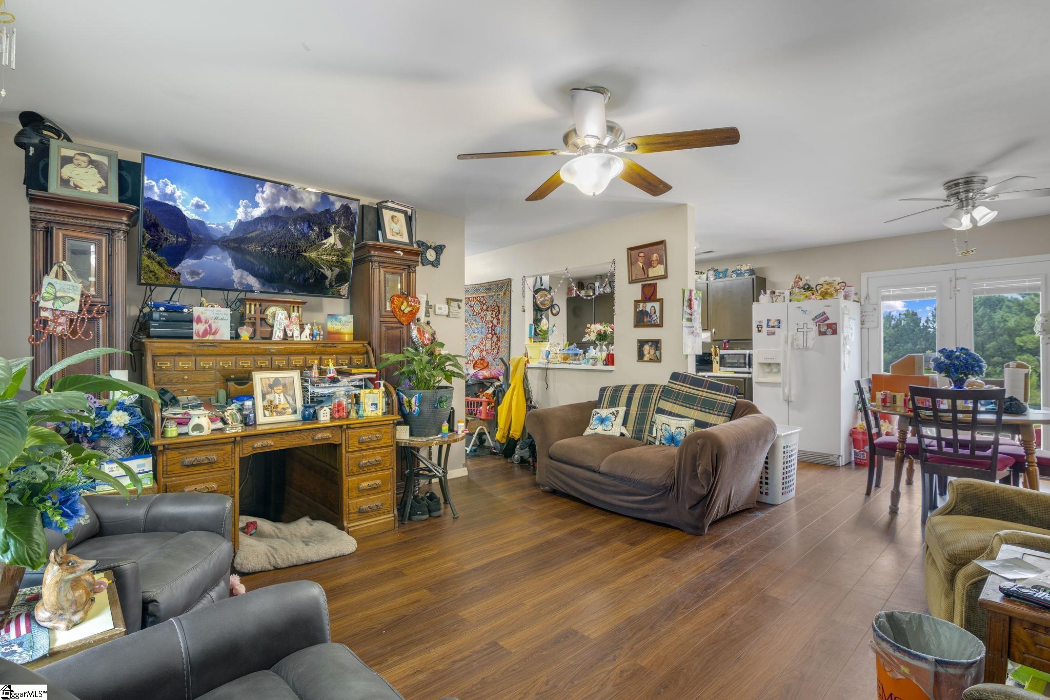 150 Burns Hill Road Liberty, SC 29657 - Photo 18 of 28