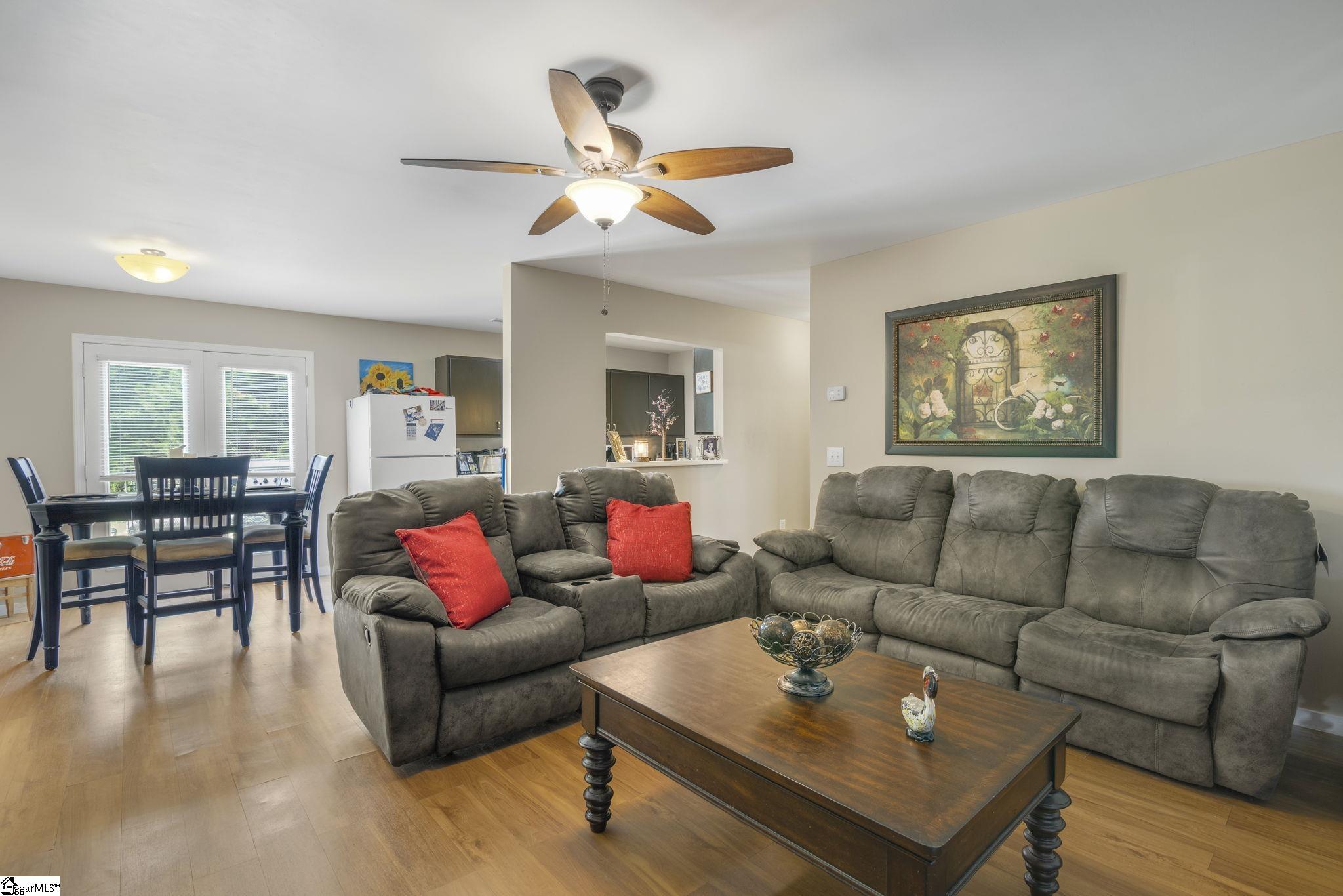 150 Burns Hill Road Liberty, SC 29657 - Photo 6 of 28