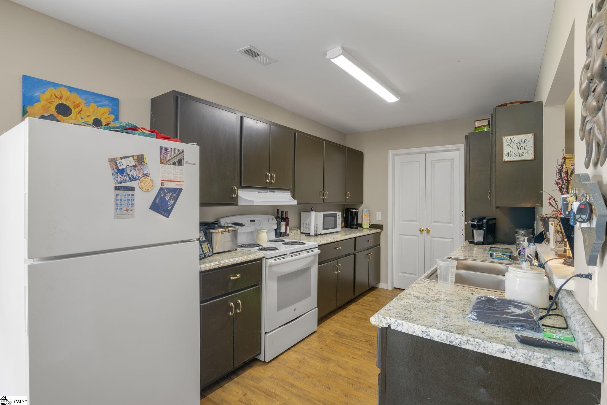 150 Burns Hill Road Liberty, SC 29657 - Photo 9 of 28