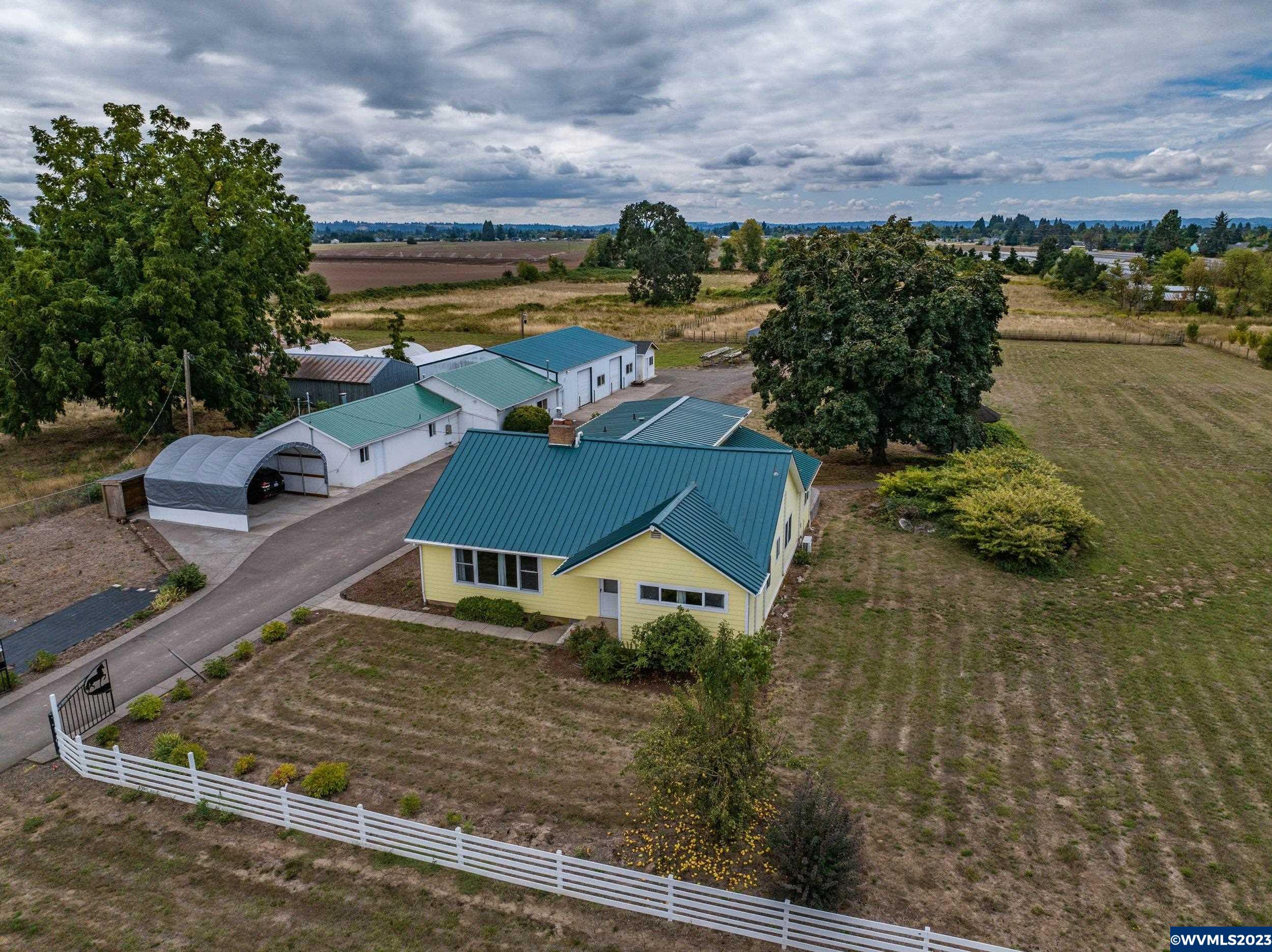 5220 Lardon Road Northeast Salem, OR 97305 - Photo 13 of 42