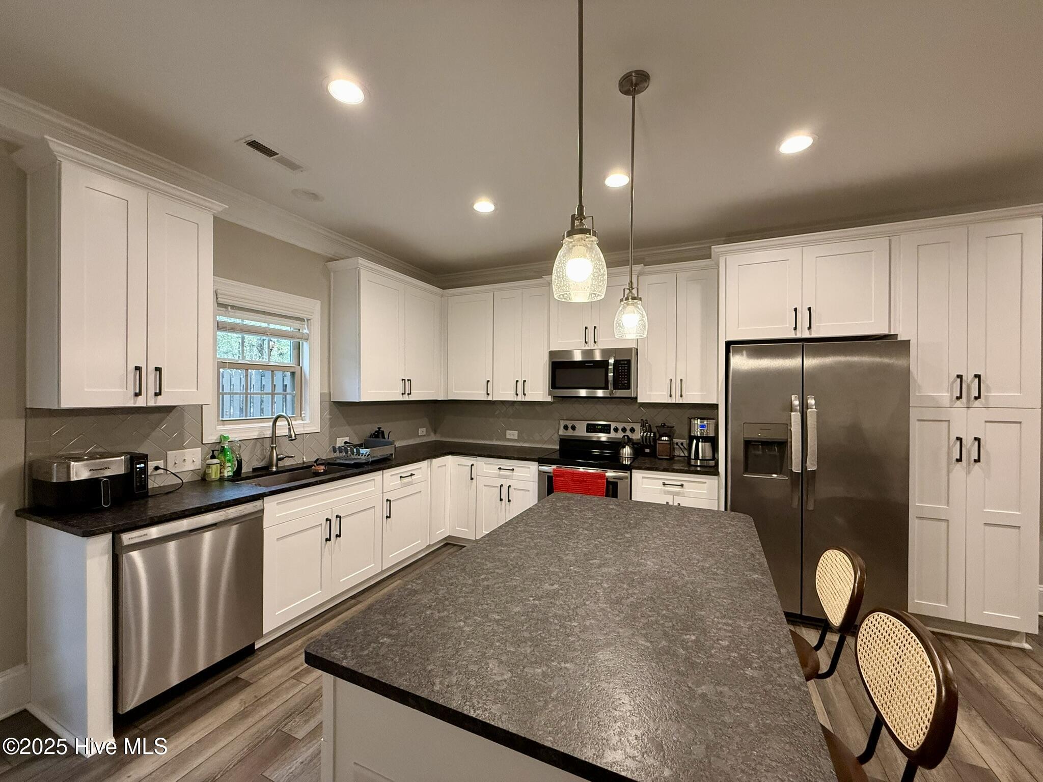 304 Mashie Court West End, NC 27376 - Photo 11 of 34 IMG_7779