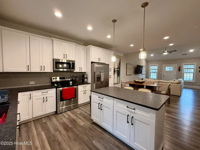 $2,200 | 304 Mashie Court, West End, NC 27376