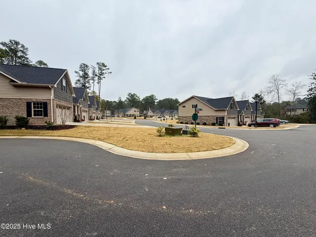 $2,200 | 304 Mashie Court, West End, NC 27376