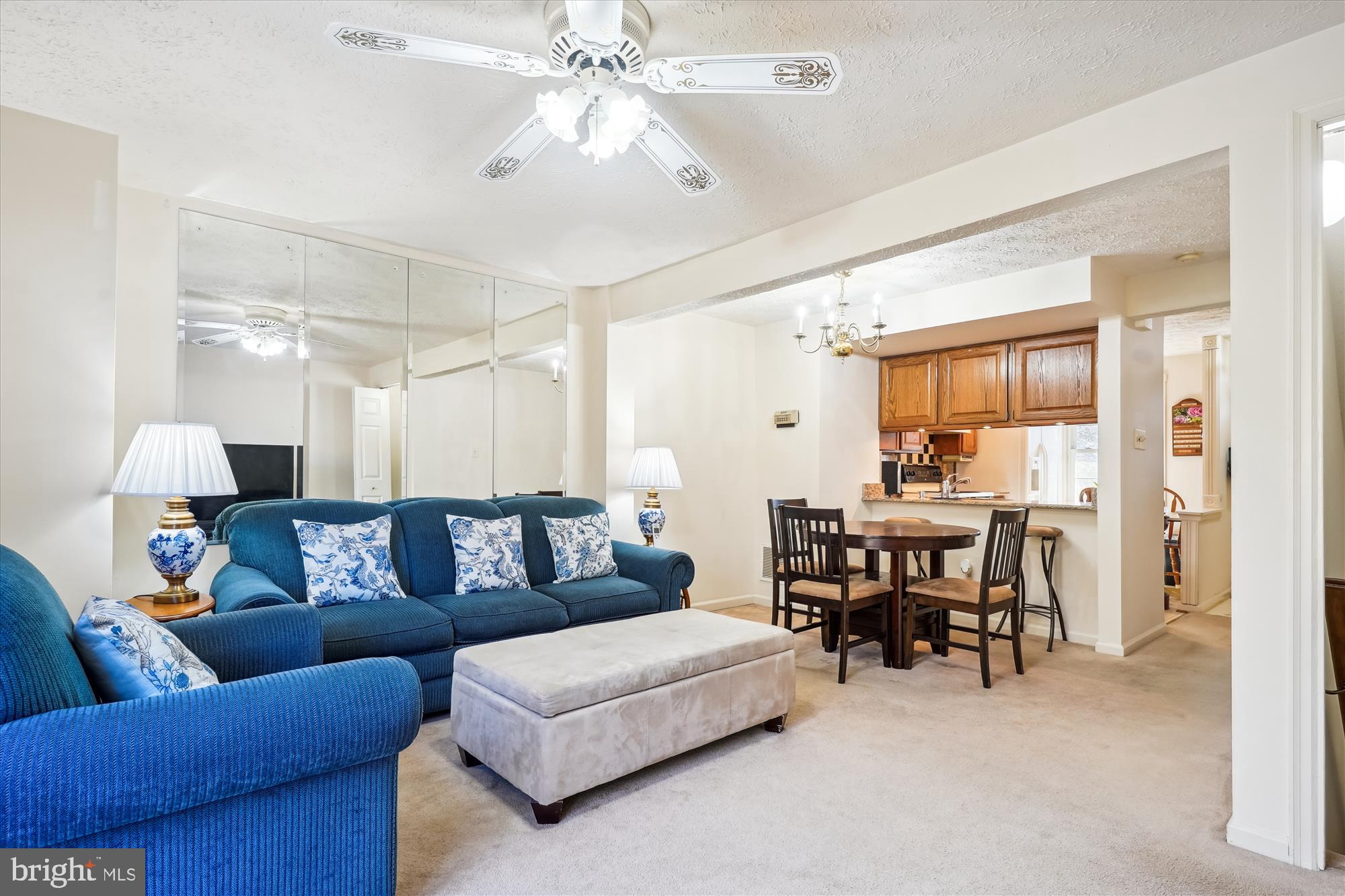 8532 Golden Ridge Court Lorton, VA 22079 - Photo 8 of 22 Living Room