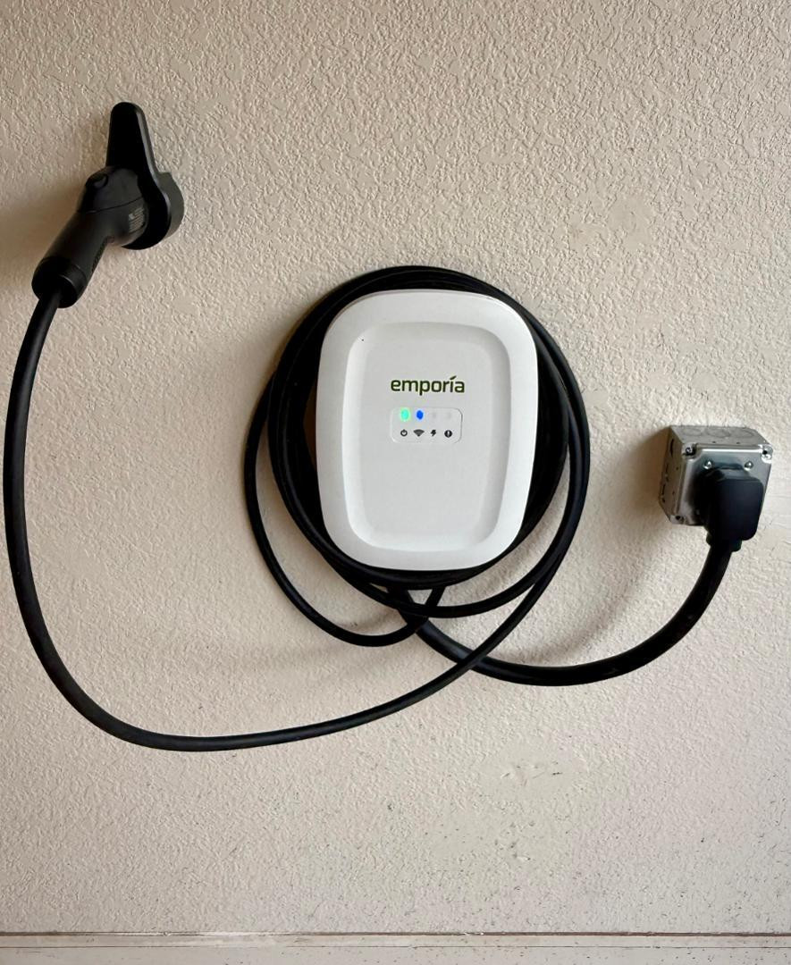 8661 East Gail Road Scottsdale, AZ 85260 - Photo 48 of 54 New Universal EV Charger