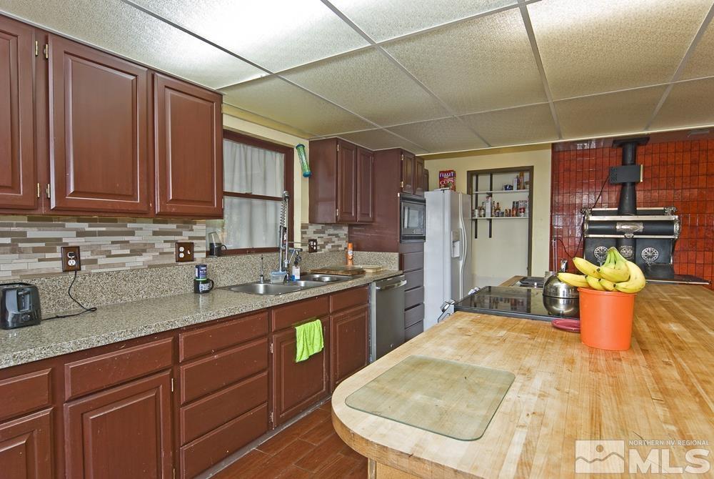 1041 Red Rock Road Fernley, NV 89408 - Photo 18 of 40 Photo 18