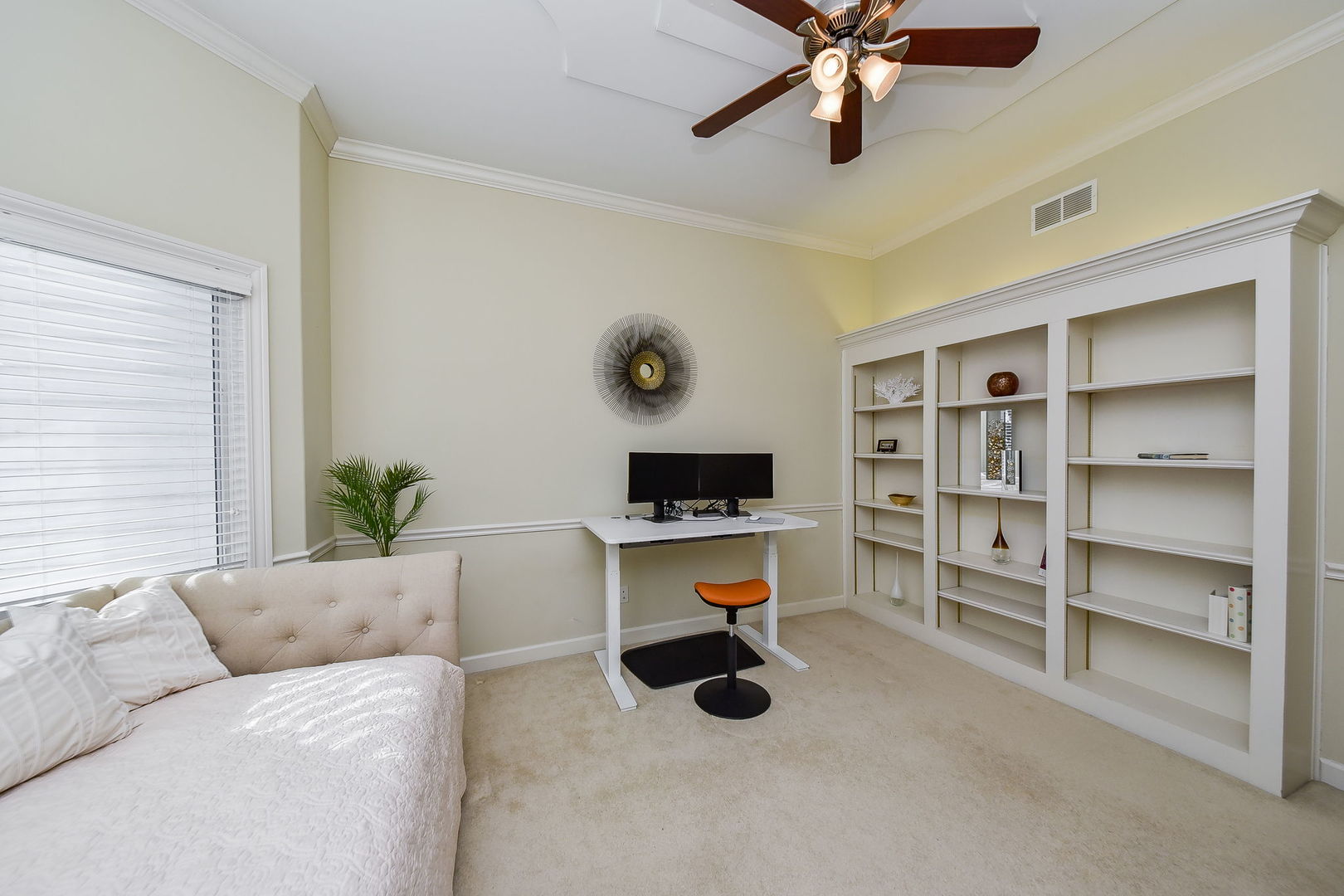 5S545 Eugenia Drive Naperville, IL 60540 - Photo 17 of 43