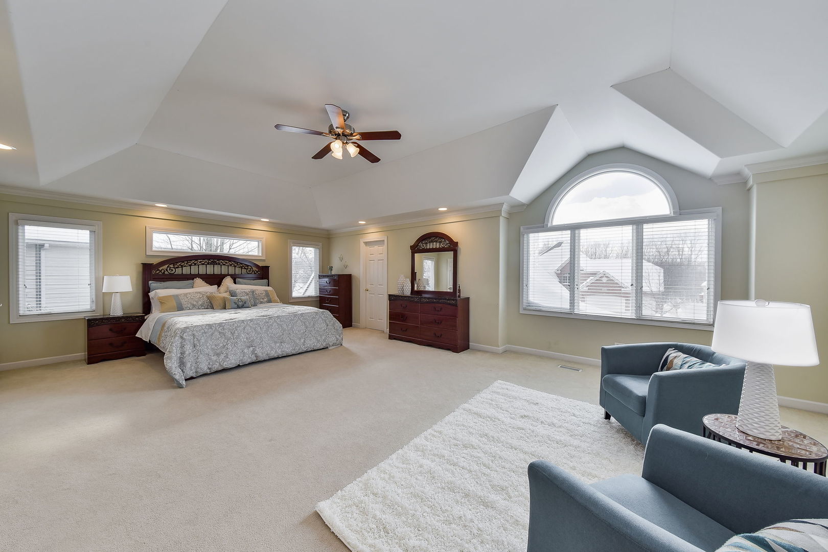 5S545 Eugenia Drive Naperville, IL 60540 - Photo 22 of 43