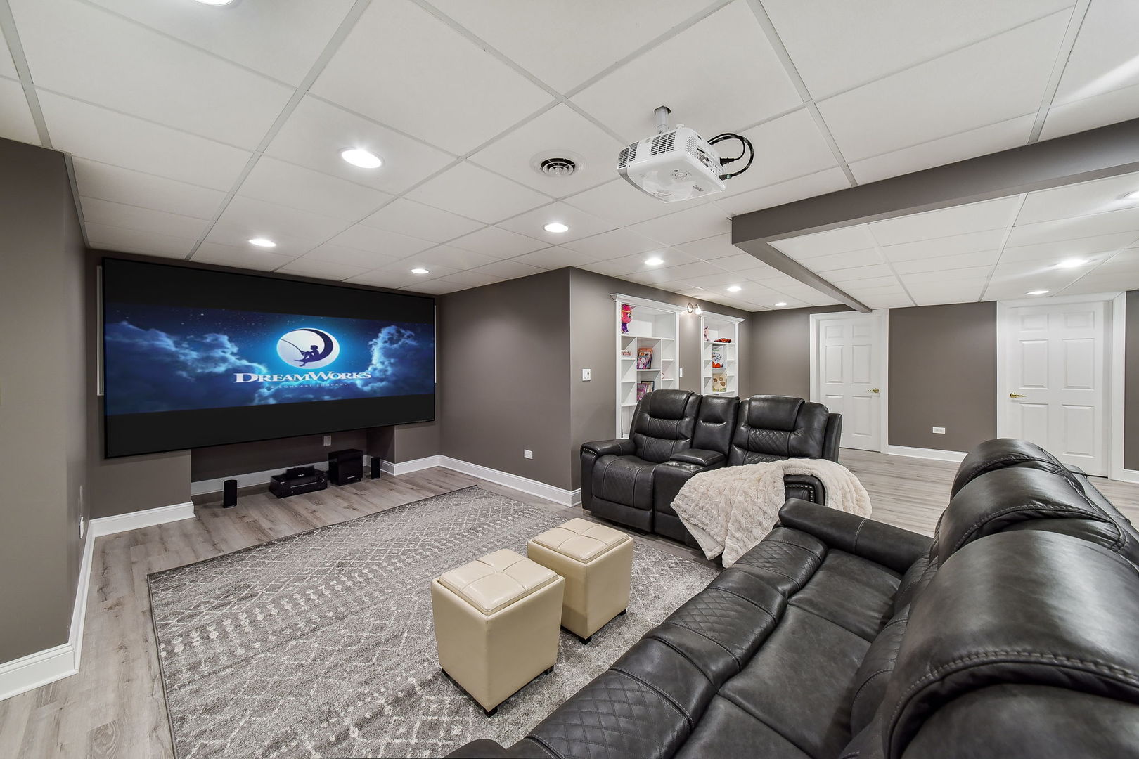 5S545 Eugenia Drive Naperville, IL 60540 - Photo 32 of 43