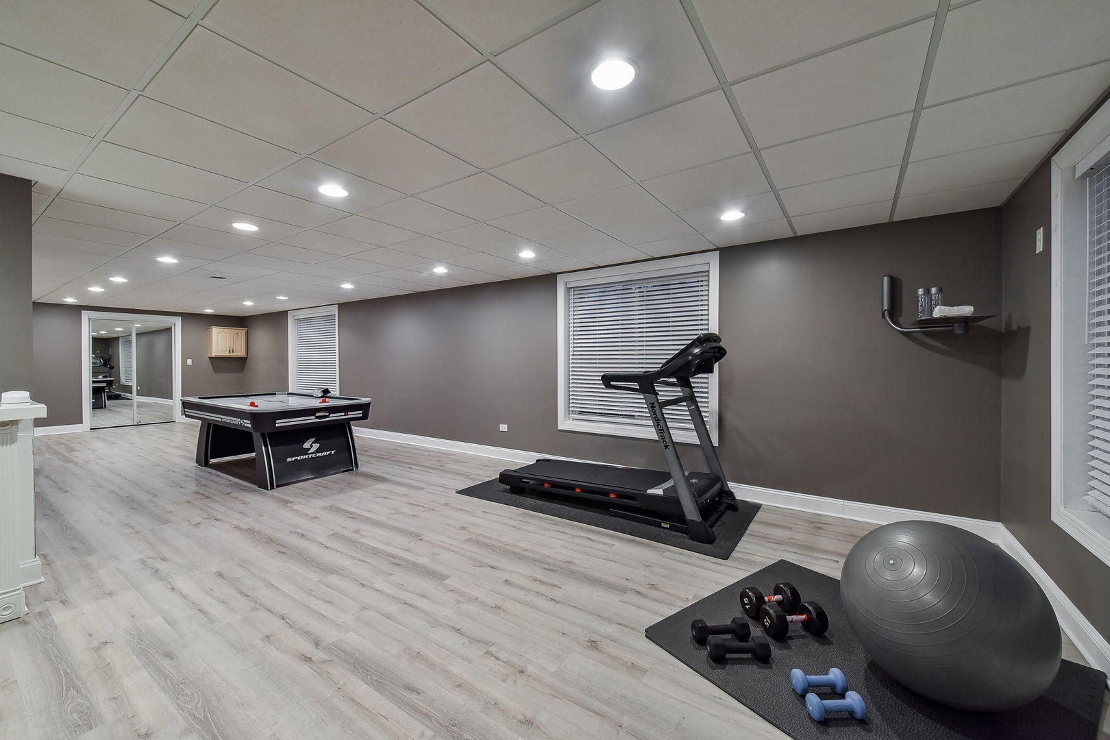 5S545 Eugenia Drive Naperville, IL 60540 - Photo 38 of 43