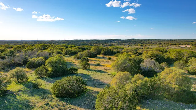 $989,000 | 482 Wingert Road, Junction, TX 76849
