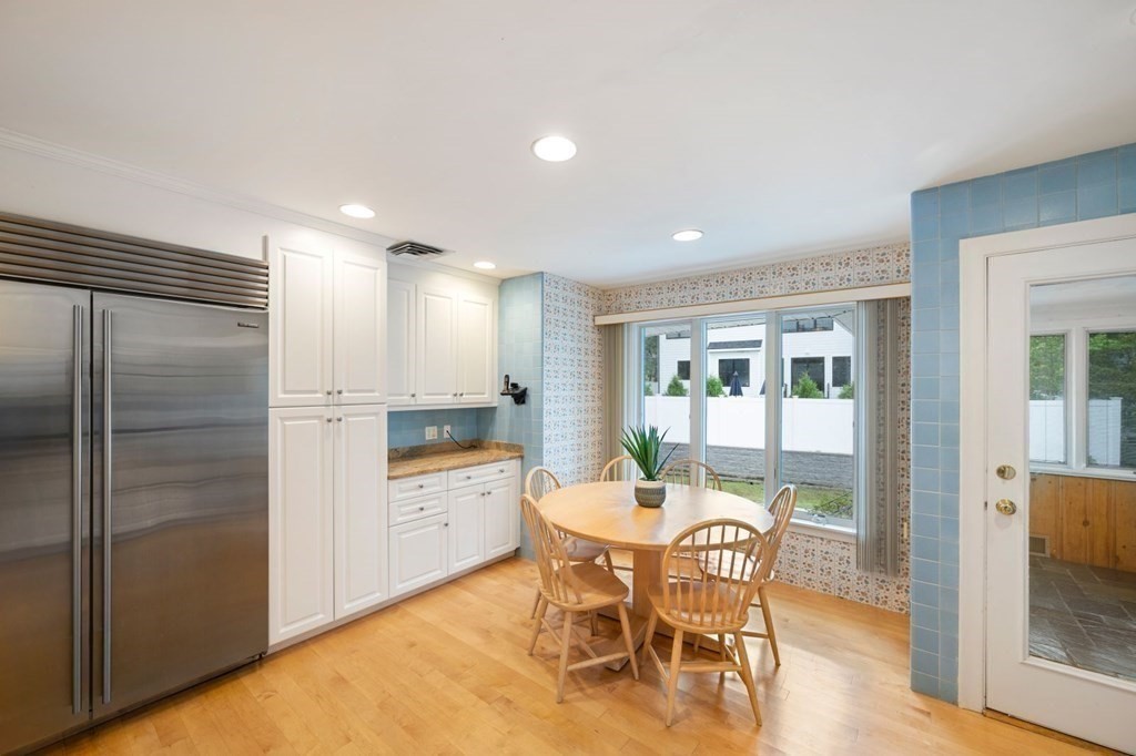 93 Sevland Road Newton, MA 02459 - Photo 12 of 28
