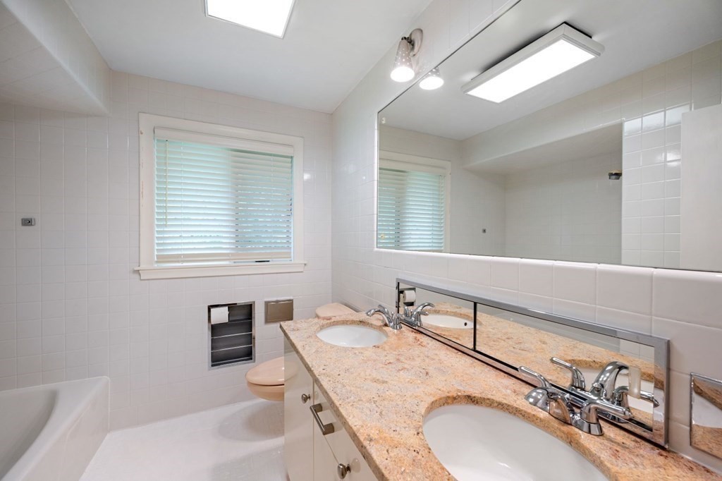 93 Sevland Road Newton, MA 02459 - Photo 22 of 28