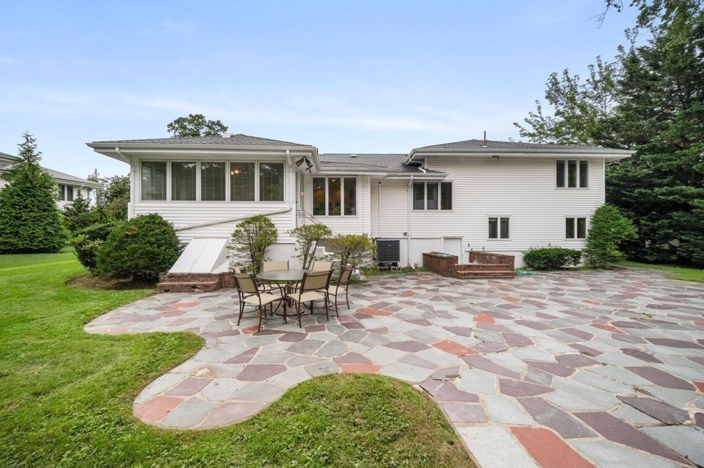 93 Sevland Road Newton, MA 02459 - Photo 27 of 28